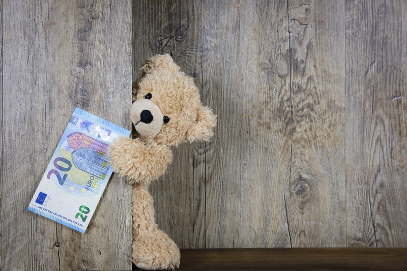 table, birthday card, map, brown, bear, christmas, banknote, currency, birthday, wood - material, 20, 20 euro, toys, close-up, directly above, give, representation