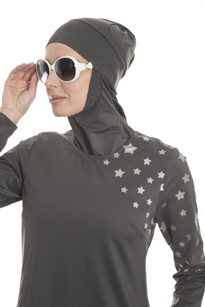 front view, mid adult, Young Model, white Background, headscarf, woman, glasses, young girl, aesthetics, Beautiful, looking At Camera, solar, human, holding