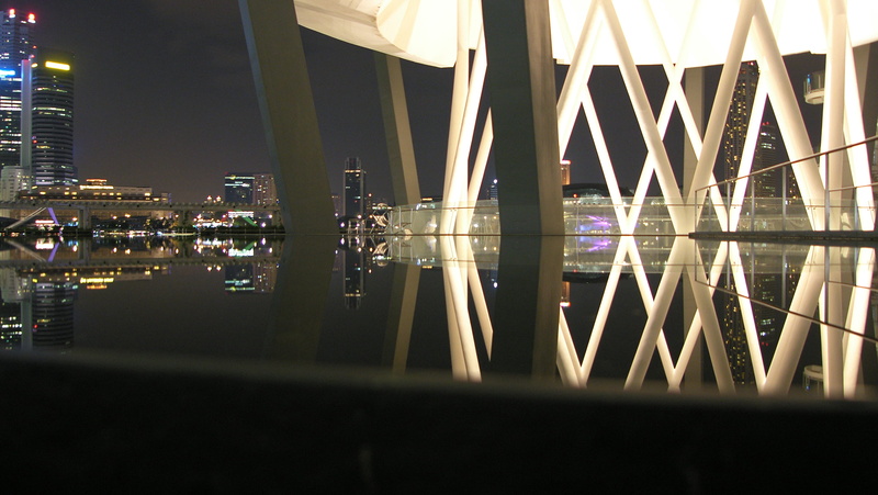 bridge, nature, skyscraper, illuminated, cityscape, connection, outdoors, architecture, museum, built structure, building exterior, sky, singapore, modern