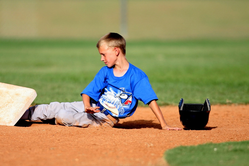 grass, ballgame, base, effort, physical injury, men, infield, males, front view, baseball, action, full length, young, disappointment, 1080P, childhood