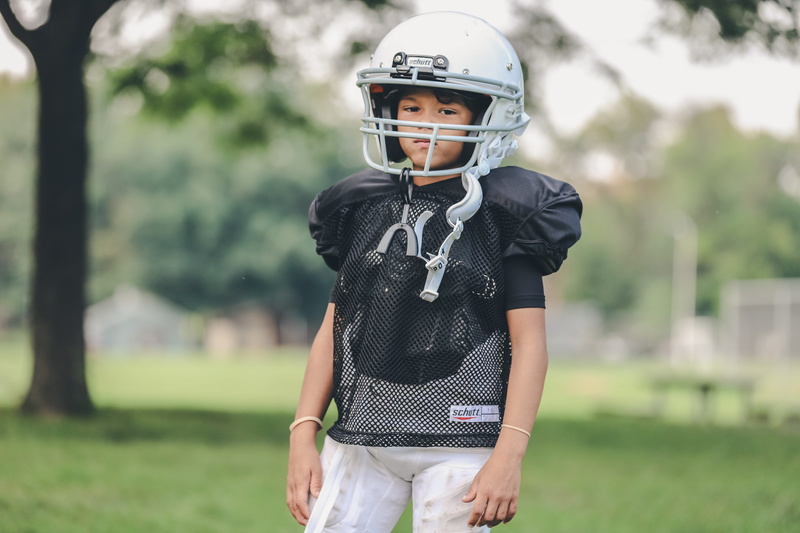 team sport, outdoors, gear, 5K, wearing, sport, leisure activity, people, football, standing, clothing, style, american, headwear, helmet, person, football helmet