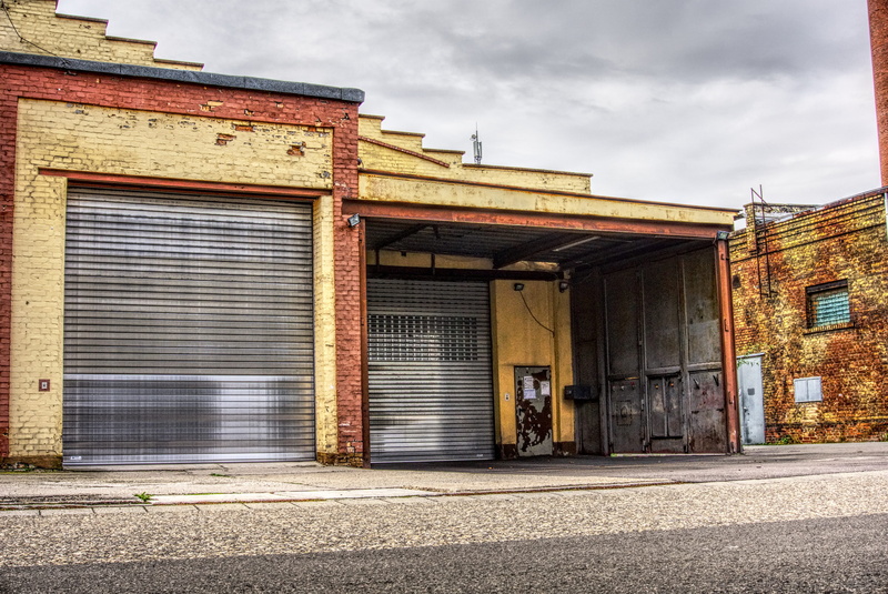 hdr, historically, high dynamic range, entrance, built structure, hall, closed, mood, outdoors, business, old, clouds, building, brick, sky, 5K, transportation