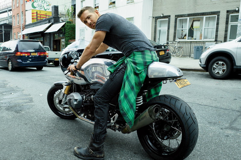 1080P, reynolds, ryan, motorcycle, actor