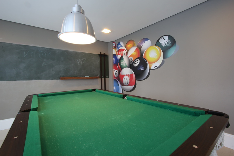 pendant light, ceiling, pool table, pool cue, table, 5K, indoors, ball, game, light, leisure activity, balls, lighting equipment, no people, pool - cue sport
