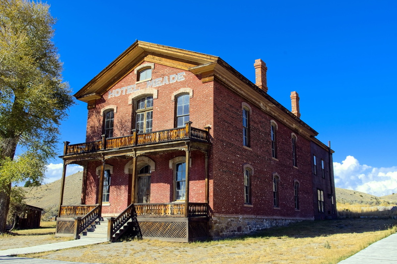 travel, house, mine town, clear sky, montana, scenery, door, brick, 2K, residential district, historic, no people, mine, bannack, window, scenic, old west