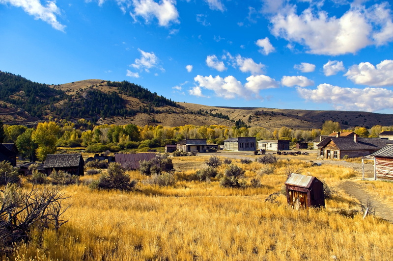 architecture, mining, sunlight, bannack town site, landscape, clouds, plant, building exterior, county, field, park, land, country, scenics - nature, gold