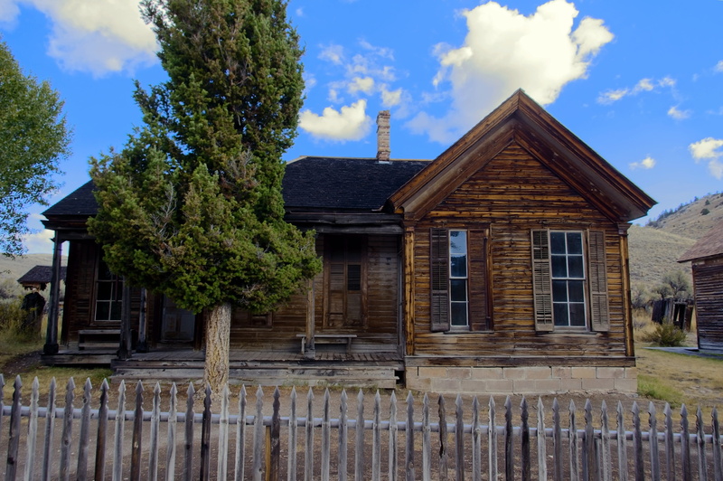 montana, tree, abandoned, built structure, bannack roe-graves house, bannack, county, building exterior, plant, scenery, day, boundary, 2K, old, residential district