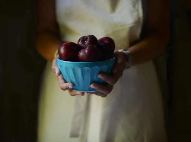 hand, bowl, food And Drink, indoors, freshness, person, filled, 2K, close-up, people, focus on foreground, casual clothing, midsection, agriculture, fruit