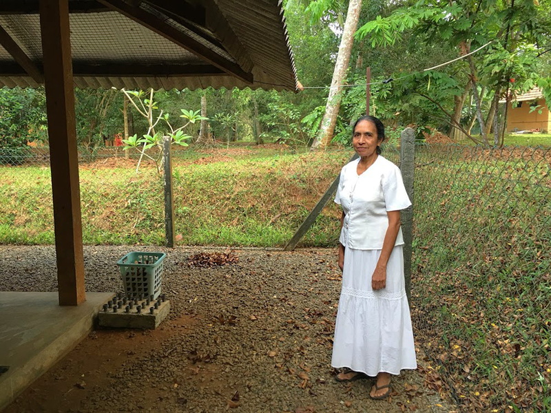 pure, garden, human, porch, person, sleeve, looking at camera, leisure activity, one person, standing, meditation, arbour, front view, buddhism, female