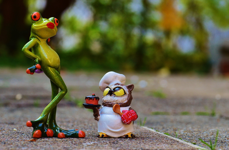 art and craft, red, nature, figurine, character, craft, creativity, cake apology, outdoors, funny, food and drink, day, human representation, owl, cake