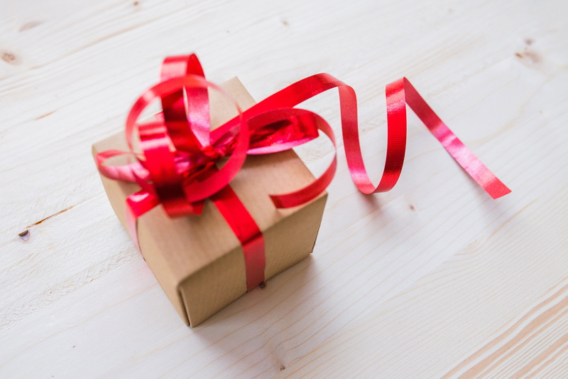 wood - Material, holidays, ribbon - sewing item, Present, christmas, tied, love, ribbon, Box, package, high angle view, around, holiday, decoration, container