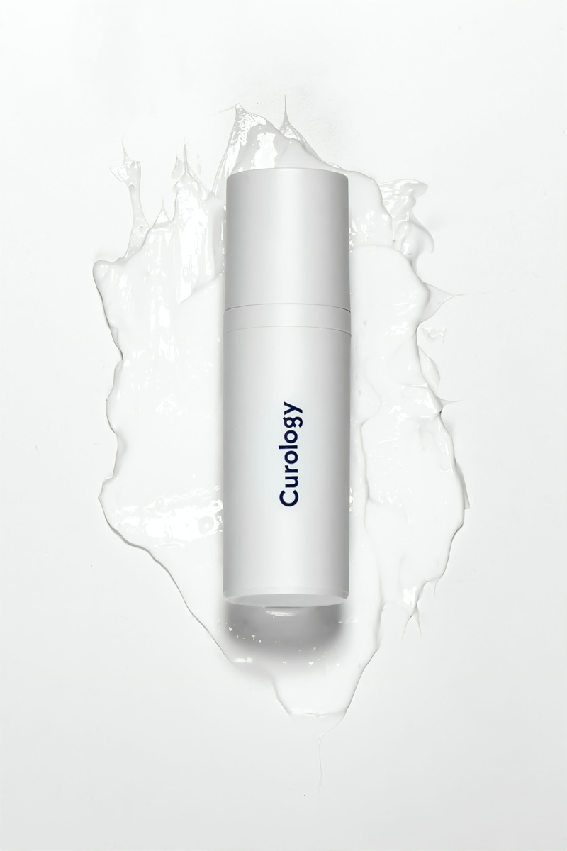skin, white background, beverage, 8K, white, no people, milk, nature, copy space, western script, curology, drink, communication, toothpaste, sunscreen