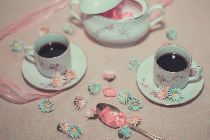 4K, crockery, saucers, tea set, mug, teapot, tea - hot drink, vintage, pattern, pottery, white, art, coffee table, beverage, high angle view, drink, coffee cup