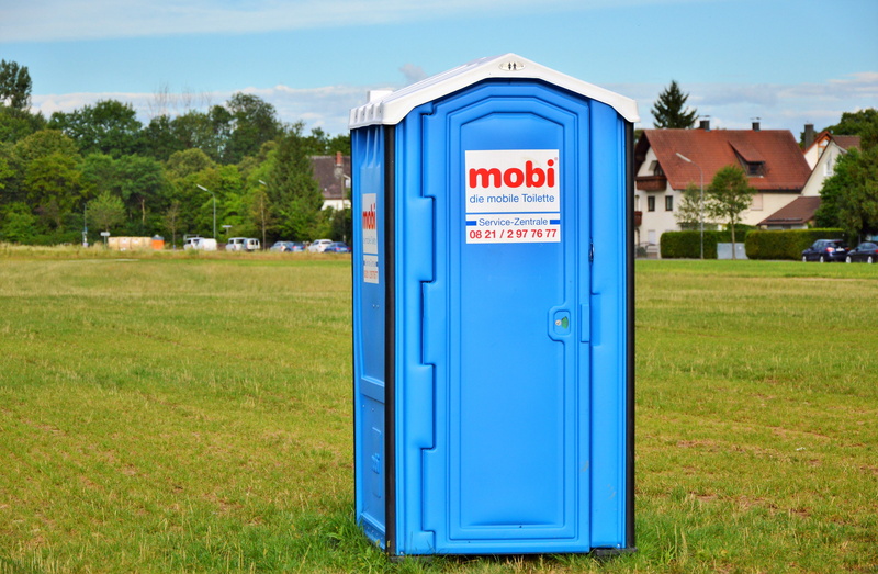 green color, toilet, red, communication, field, day, klo cottage, lonely, dixi loo, blue, 5K, forget, toilet cabin, built structure, sky, mobile toilet