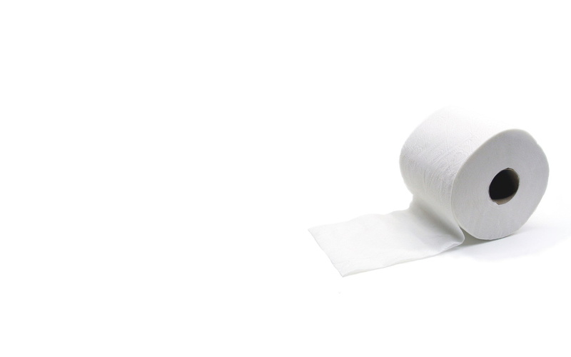 cup, close-up, simplicity, shape, two objects, toilet paper, white background, indoors, paper, white color, 1080P, studio shot, rolled up, copy space