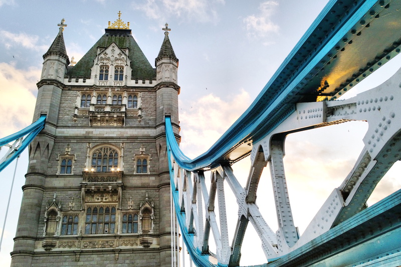 town, building, london, 5K, transportation, no people, bridge, united kingdom, low angle view, london tower, city, historic, sky, bridge - man made structure