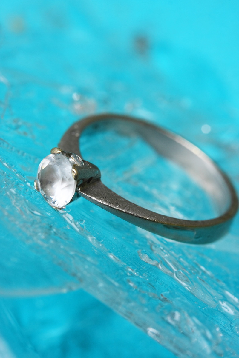 turquoise colored, no people, model, engagement, ring, womens, selective focus, blue, metal, table, luxury, marriage, high angle view, jewelry, indoors