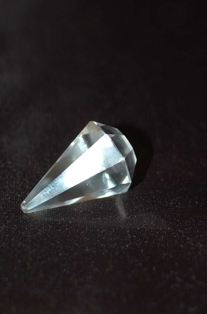 precious gem, no people, diamond - gemstone, single object, illuminated, gemstone, silver colored, wealth, luxury, precious, still life, shiny, crystal
