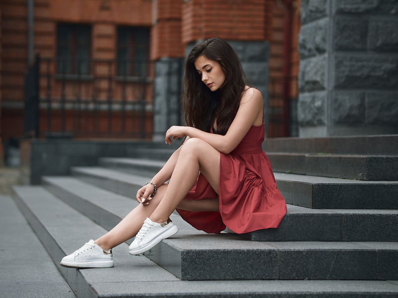 feet, dress, sneakers, 1080P, stage, girl, Alexander Kahn, pose