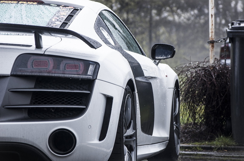technology, no People, speed, stationary, outdoors, rain, mode of transportation, bugatti, focus on foreground, sports Utility Vehicle, day, audi, wheel
