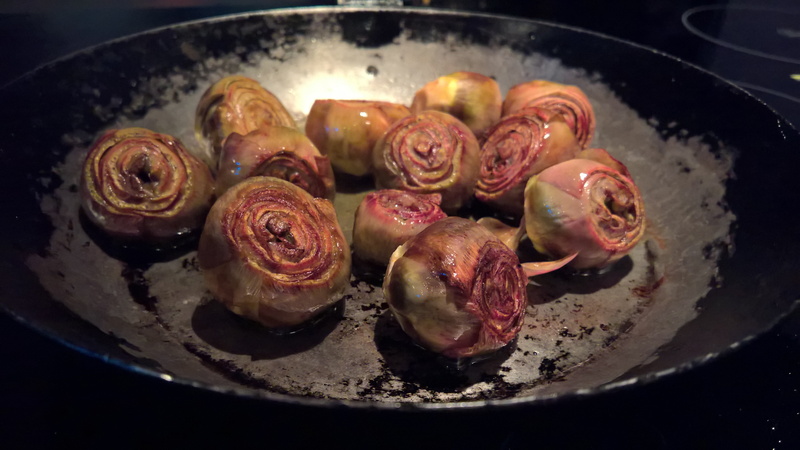appliance, heat - temperature, healthy eating, artichokes, kitchen utensil, meat, 5K, pan, freshness, no people, preparing food, household equipment, food