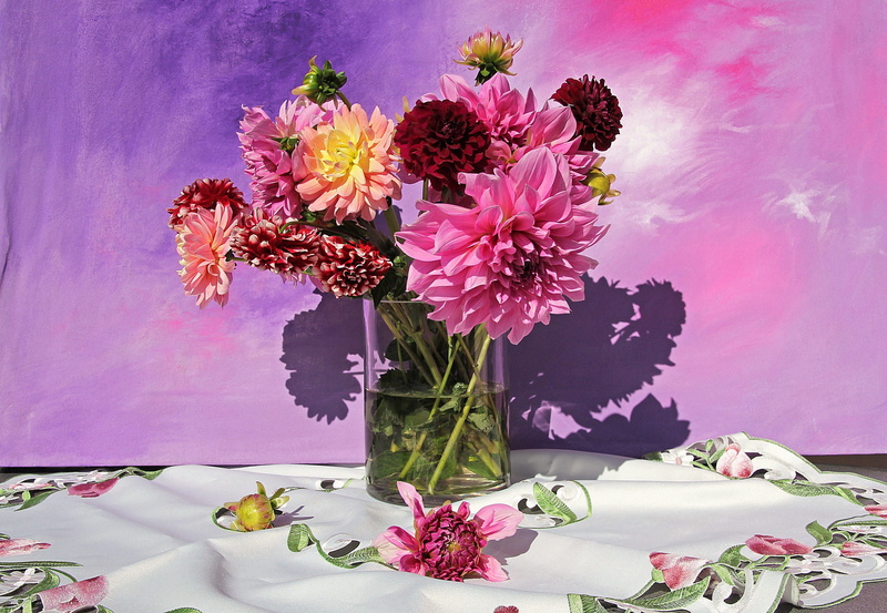 garden plant, flower head, Still Life, bunch of flowers, summer, violet, flower arrangement, springtime, beauty in nature, table, cut flowers, Colorful