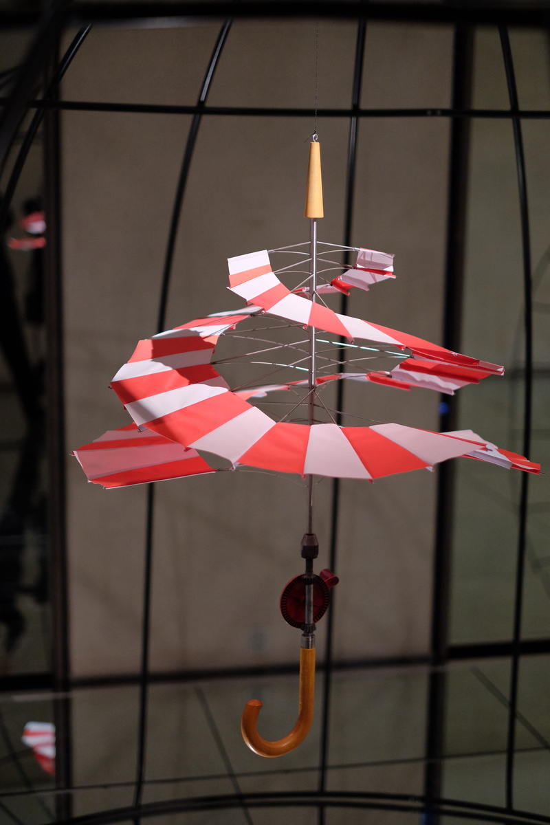 shape, denmark, celebration, henrik vibskov, hanging, umspiral by henrik vibskov, copenhagen, pattern, paper, built structure, red, art, focus on foreground