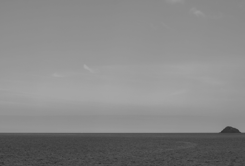 5K, minimalism, monochrome, day, perranporth, non-urban scene, beauty in nature, copy space, united kingdom, tranquility, outdoors, black and white, sea