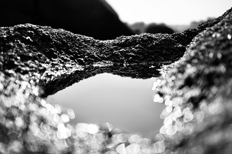 nature, mountain, winter, ground, white, selective focus, obscure, 5K, rock, tranquility, beauty in nature, tree, mirror, balls, focus on foreground, water