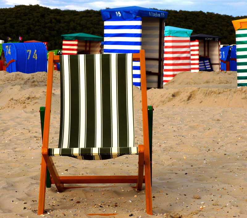 no people, watch, relax, land, beach tents, chair, happy, outdoors, architecture, sea view, striped, stripes, patriotism, north sea island of, sunlight