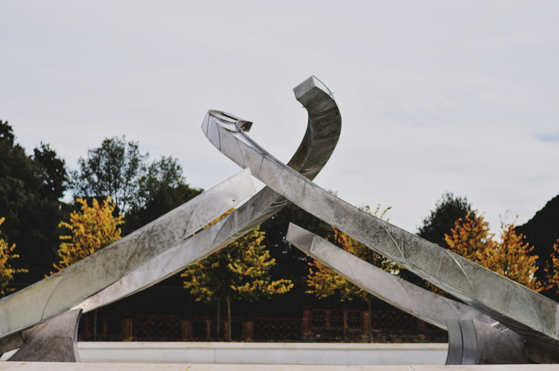day, tree, park - man made space, park, connection, shape, nature, architecture, no people, fountain, building exterior, sky, sculpture, metal, 5K, hatfield