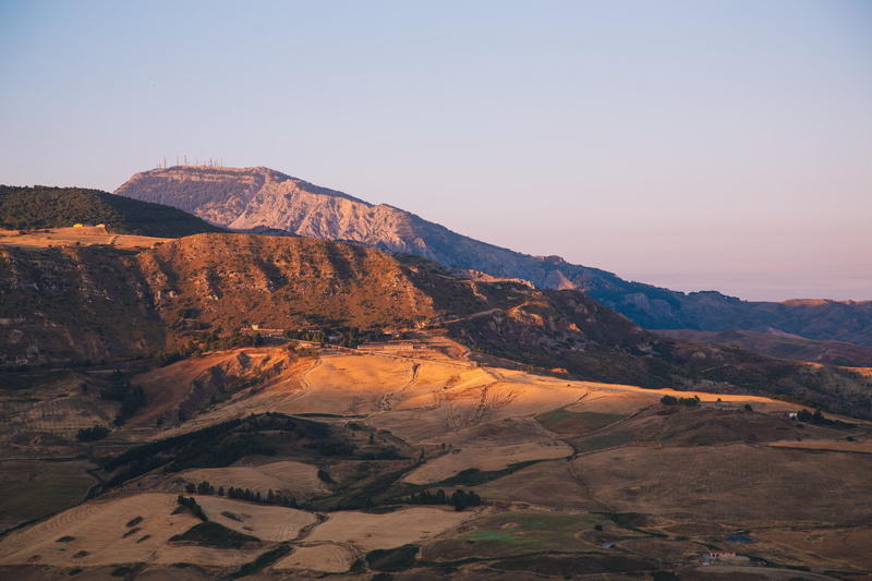 sicily, rock - object, hike, clear sky, 5K, tranquil scene, semi-arid, no people, crest, photography, outdoors, italia, non-urban scene, landscape, valley