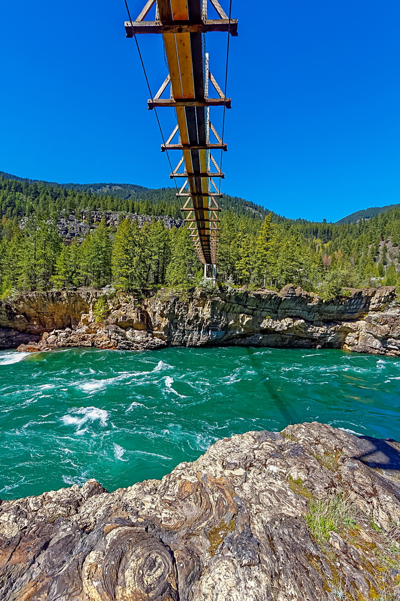 tranquility, beauty in nature, blue, turquoise colored, 5K, nature, outdoors, tree, water, day, sunlight, non-urban scene, kootenay river, tranquil scene