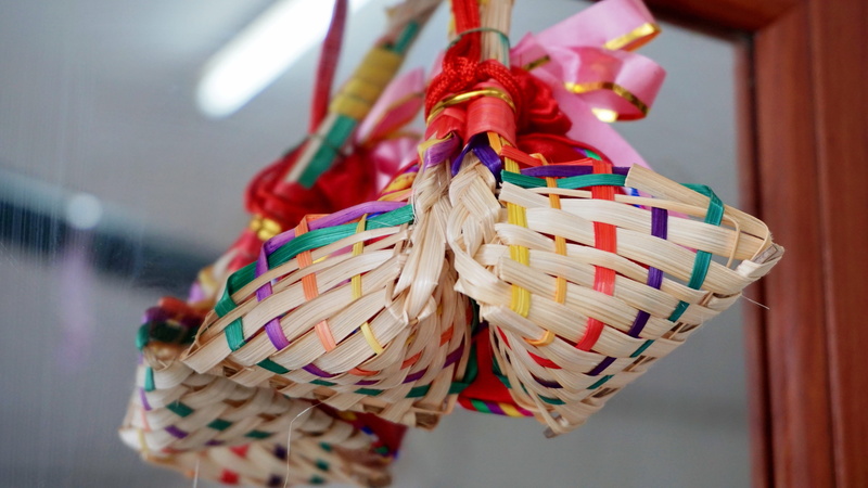 folk, multi colored, day, choice, 5K, variation, basket, religion, congratulations, feel good, close-up, ribbon, indoors, celebration, ribbon - sewing item