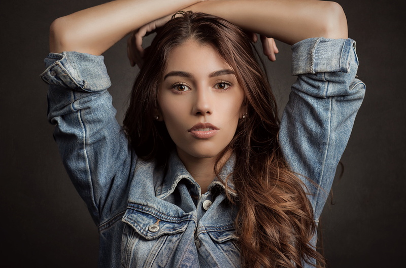 girl, hair, hands, portrait, background, dzhinsovka, face, look, Stephanie, 2K