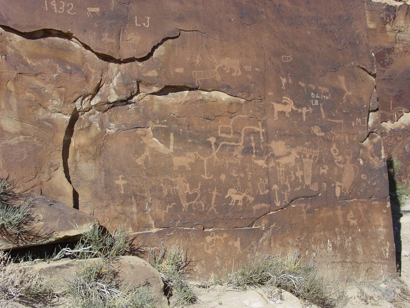 eroded, rock, backgrounds, rock art, textured, 1080P, ancient civilization, solid, architecture, carbon county, rock formation, text, nature, wall - building feature