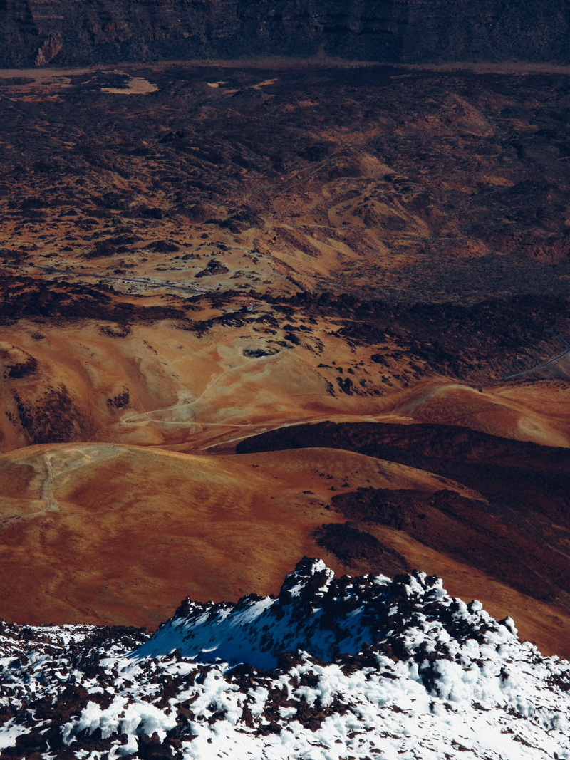 day, plateau, geology, physical geography, scenics - nature, mountain, snow, painting, outdoors, snowcapped mountain, tranquil scene, brown, nature, sunlight