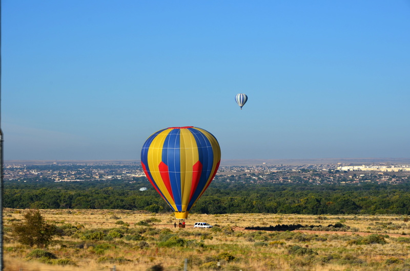 air vehicle, freedom, landscape, hot, day, bernalillo, horizon, activity, transportation, new mexico, balloon, travel destinations, no people, colorful