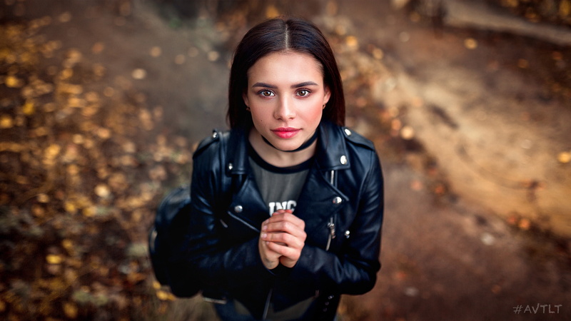 black jackets, looking at camera, young adult, model, Aleksandr Suhar, 2K, leather jackets, focus on foreground, beautiful woman, portrait, hair, leather