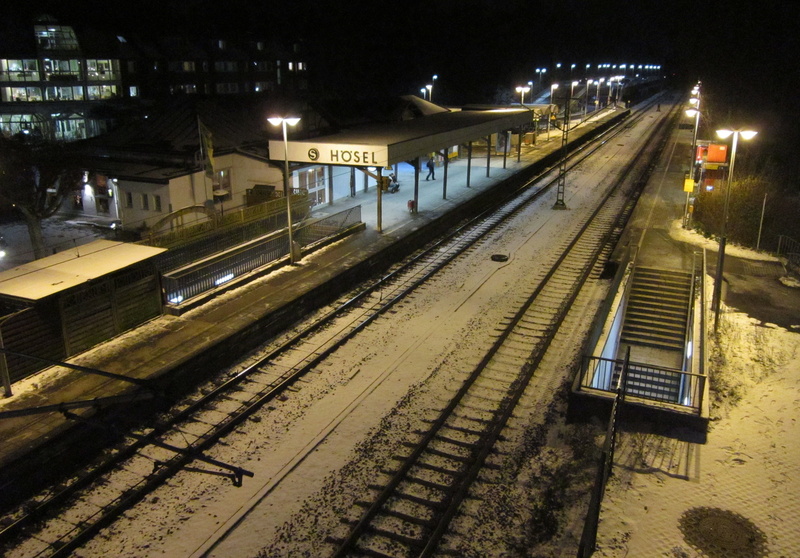 winter, platform, outside, building exterior, street, evening, snow, tracks, outdoors, 4K, architecture, ice, railroad track, depot, nature, lights, rail transportation