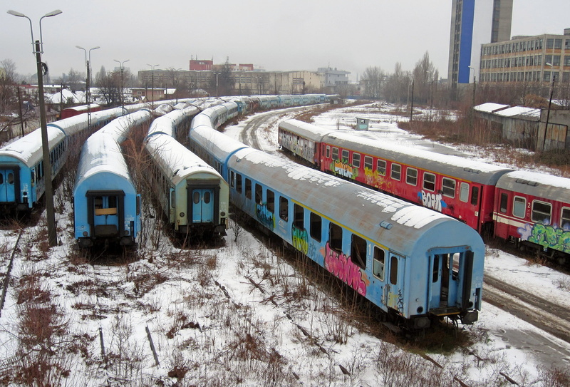 abandoned, architecture, depot, cold temperature, nature, rail transportation, covering, 1080P, no people, old train, the passing of time, transportation
