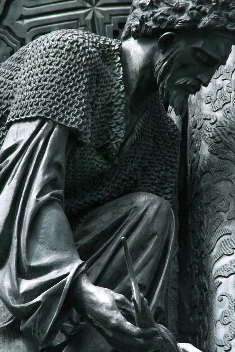 sculpture, history, day, religion, 720P, military, weapon, armed, human representation, famous, no people, statue, clothing, architecture, millennium