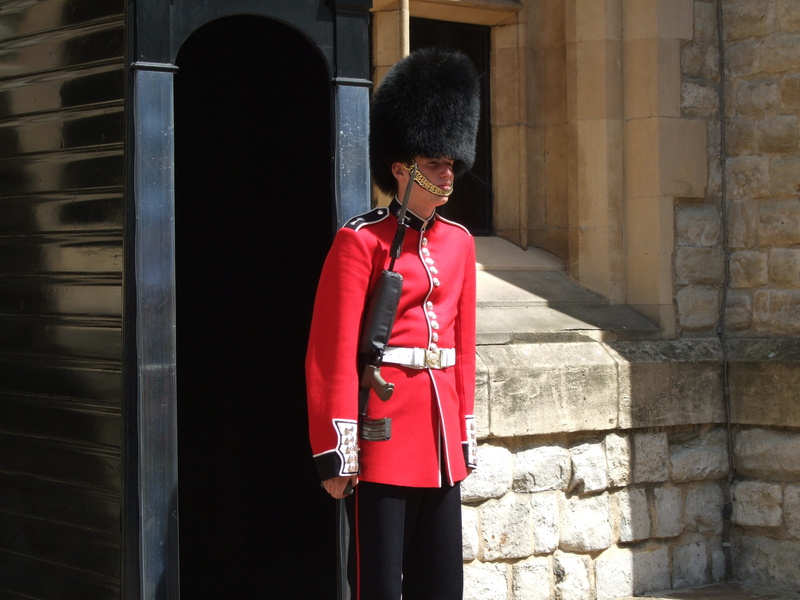 men, palace, honor Guard, three quarter length, real people, Welsh, security Guard, england, ceremonial, standing, one person, lifestyles, day, red, young adult