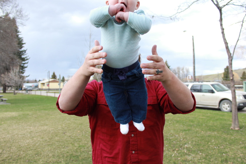 child, holding, childhood, play, grass, waist up, lewistown, outdoors, men, no, baby, one person, 2K, hand, boys, playtime, lifestyles, standing, papa
