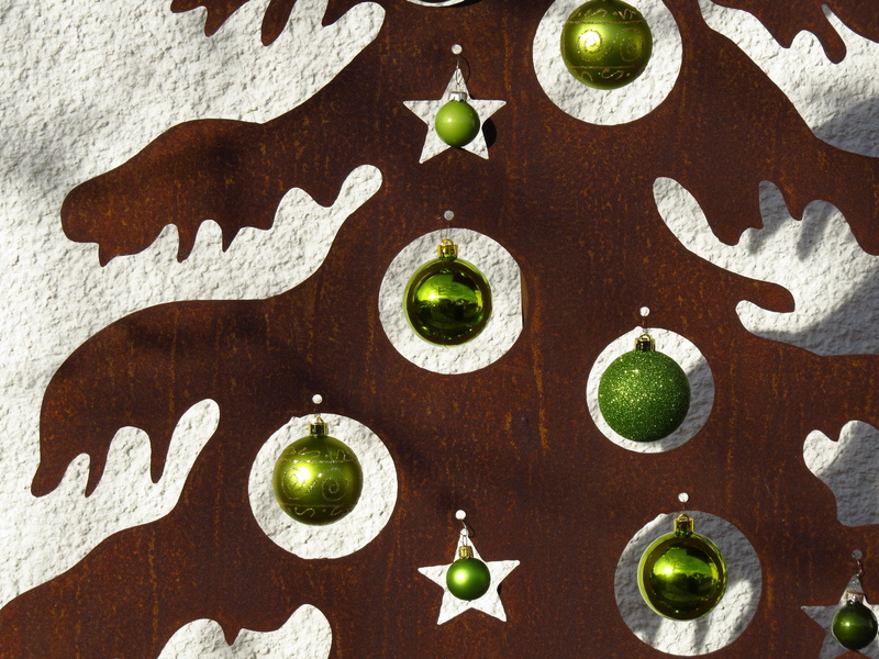 indoors, christmas tree, weihnachtsbaumschmuck, brown, choice, no people, food and drink, christmas, close-up, creativity, variation, 4K, fruit, rusty