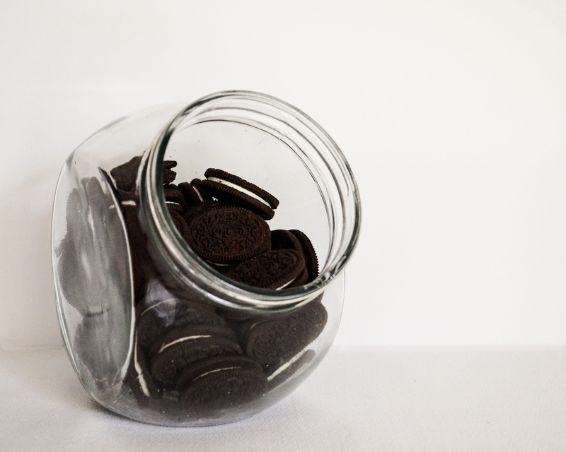 transparent, Snacks, indoors, no people, container, white background, sweet food, glass, Food, brown, airtight, can, still life, ground coffee, table, copy space