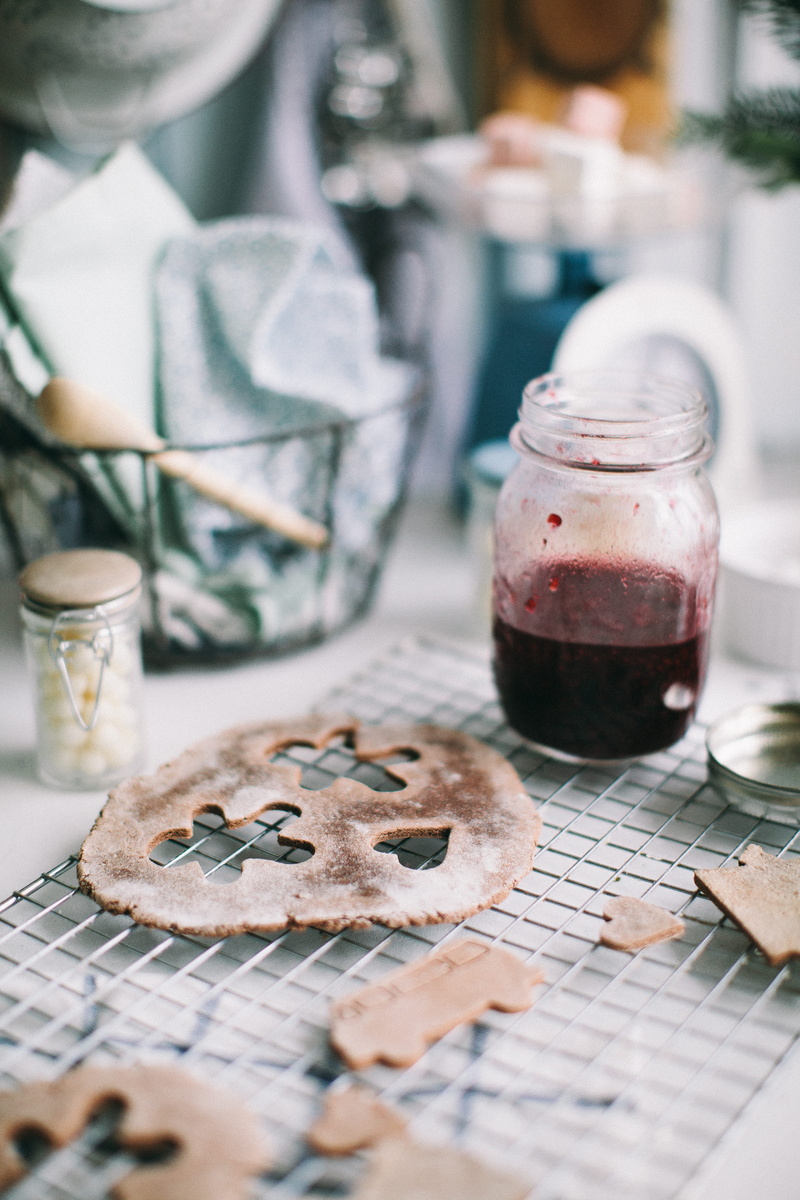 cut-outs, pastry, next, table, still life, outs, drink, focus on foreground, indoors, cut, household equipment, kitchen utensil, incidental people, ready-to-eat