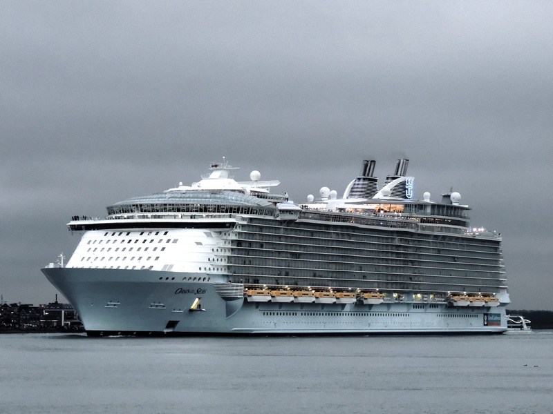 Oasis Of The Seas, new waterway, sea, cruise, mode of transportation, sky, day, ship, freight transportation, no people, outdoors, Cruise, nature, holiday cruise