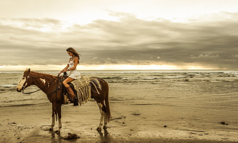 Brazilian, Ocean, Model, Models, Alessandra Ambrosio, Horse, 1080P, Beach, Horizon