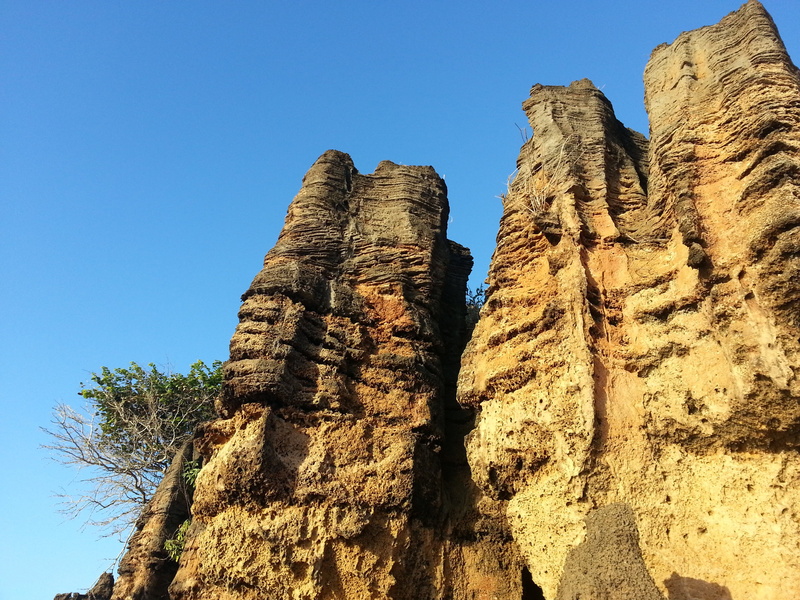 formation, day, tranquility, rock formation, beauty in nature, plant, travel, geology, beach, tranquil scene, mar, non-urban scene, physical geography
